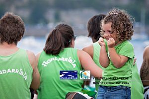 VUELVE LA MAREA VERDE A HONDARRIBIA, APOYANDO A LA TRAINERA AMA GUADALUPEKOA